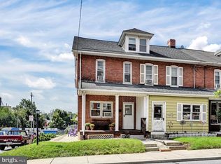 152 S Poplar St, Elizabethtown, PA 17022