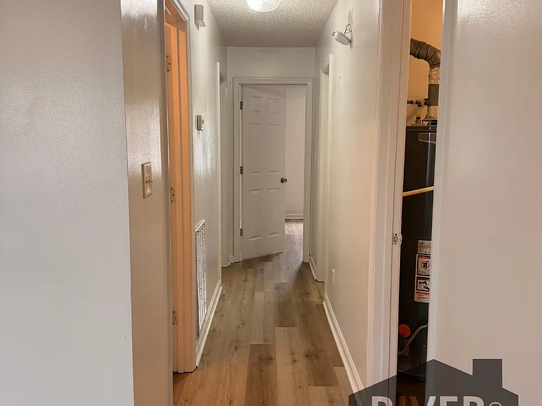 411 E Roosevelt Ave #D — Photo 6