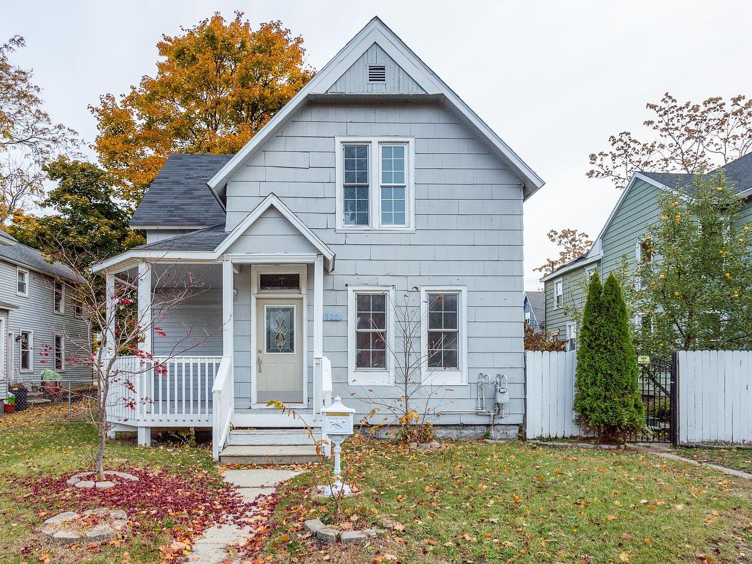 1322 6th St, Port Huron, MI 48060 Zillow