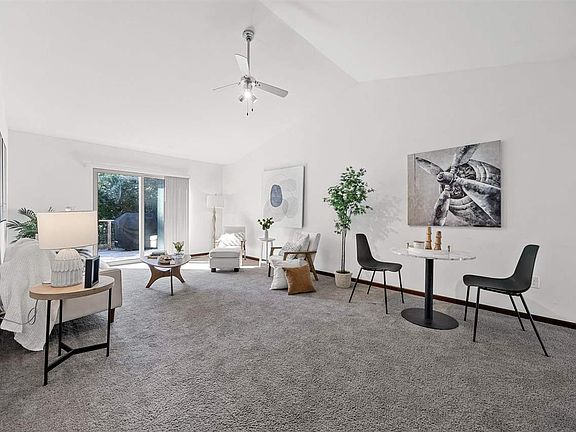 4th image of 127 Copeland Ln