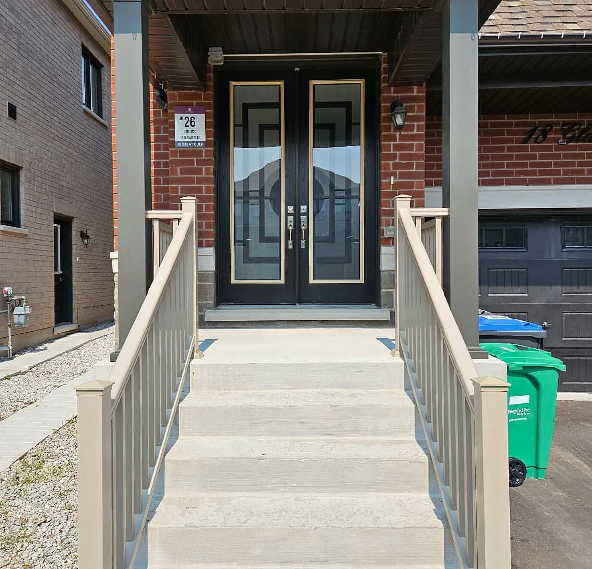 5 bed, $4,200 — Photo 2