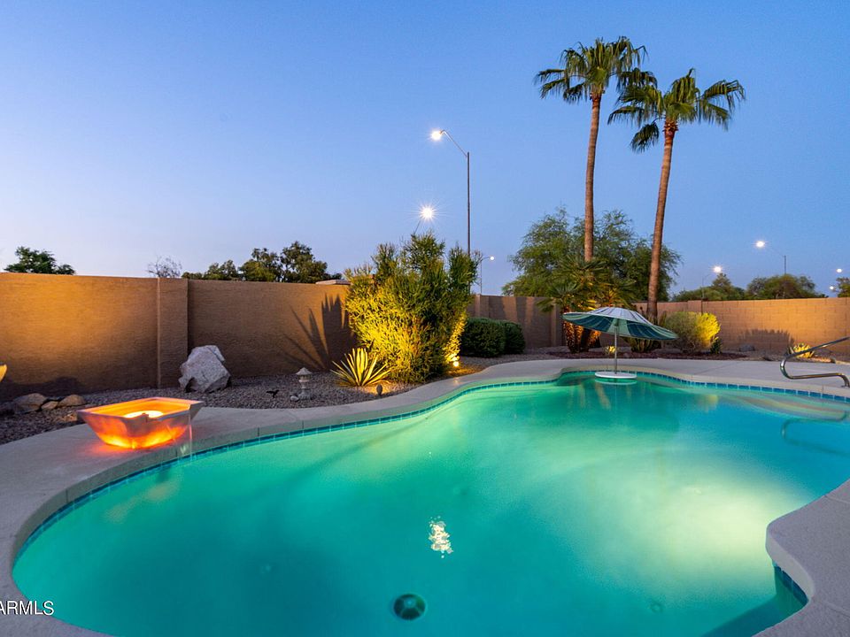 1st image of 9518 W MENADOTA Drive