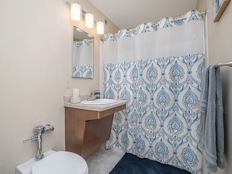 Temple Heights Manor - 55+ — Photo 19