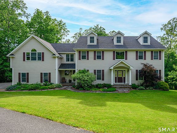 2nd image of 17 Weldon Woods Road