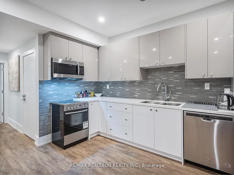 6 Geddes Ct #BASEMENT — Photo 17