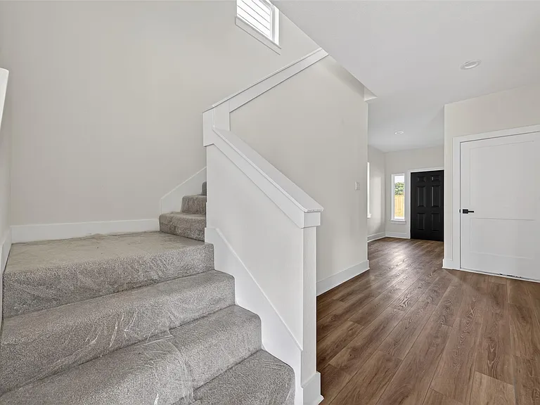12307 New Jordan Ln — Photo 6