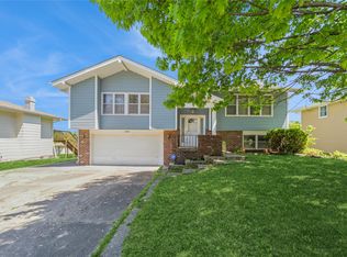 4021 80th St, Urbandale, IA 50322