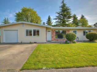1724 Beacon Way SE, Renton, WA 98058