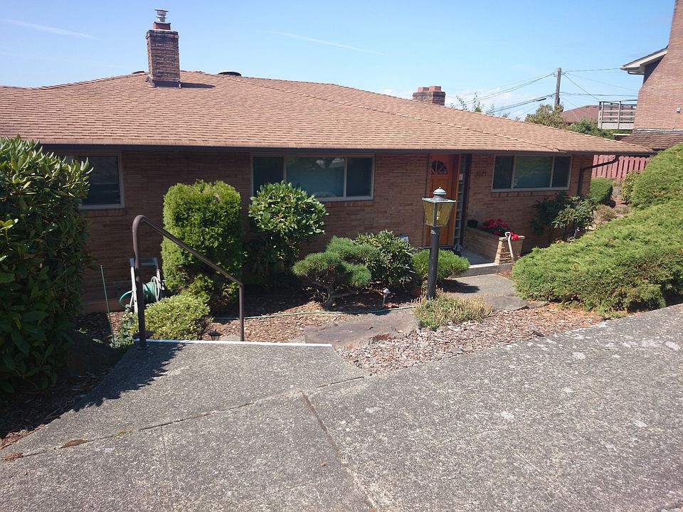 2nd image of 9023 40th Ave SW