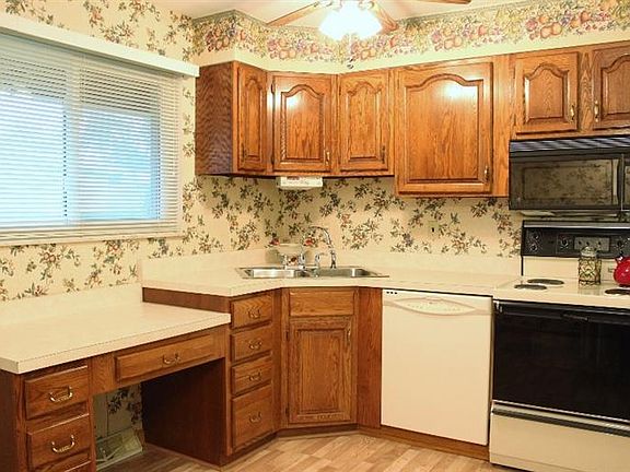 4th image of 10591 Sarazen Ct