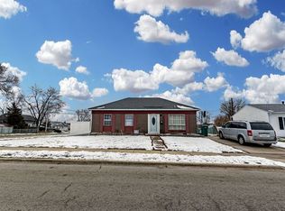 325 Eaton Ave, Romeoville, IL 60446