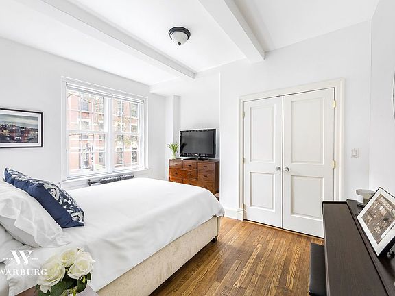 4th image of 35 W 9th St APT 3A
