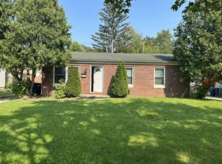 1030 N Maple Rd, Ann Arbor, MI 48103