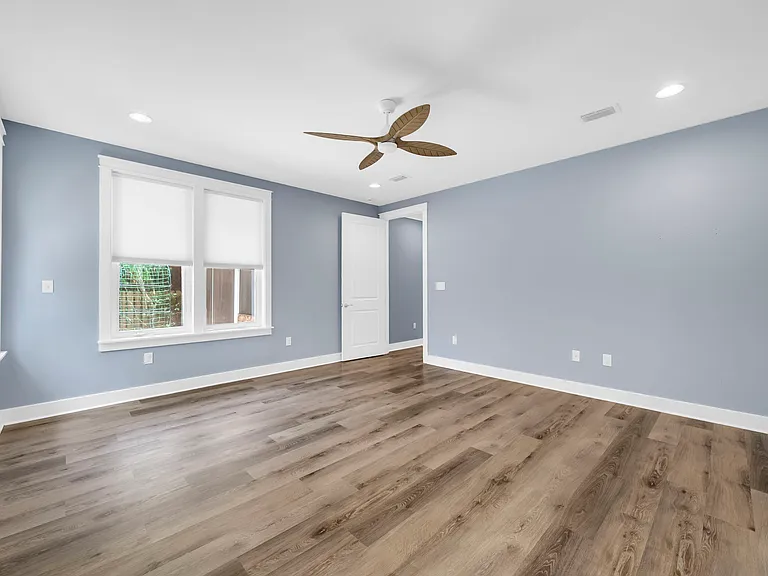 364 Carson Oaks Ln — Photo 30
