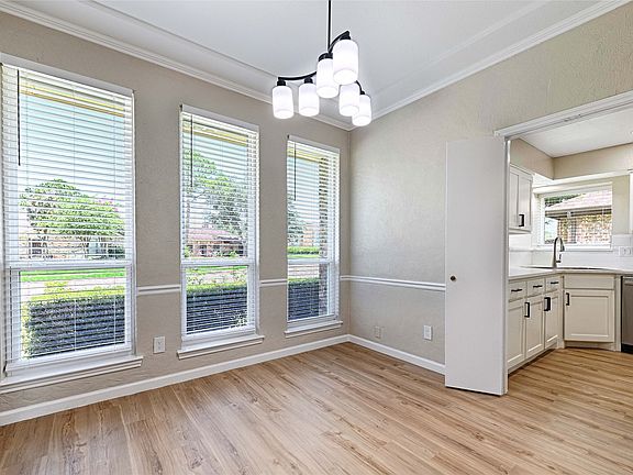 3rd image of 1610 Belltower Ct