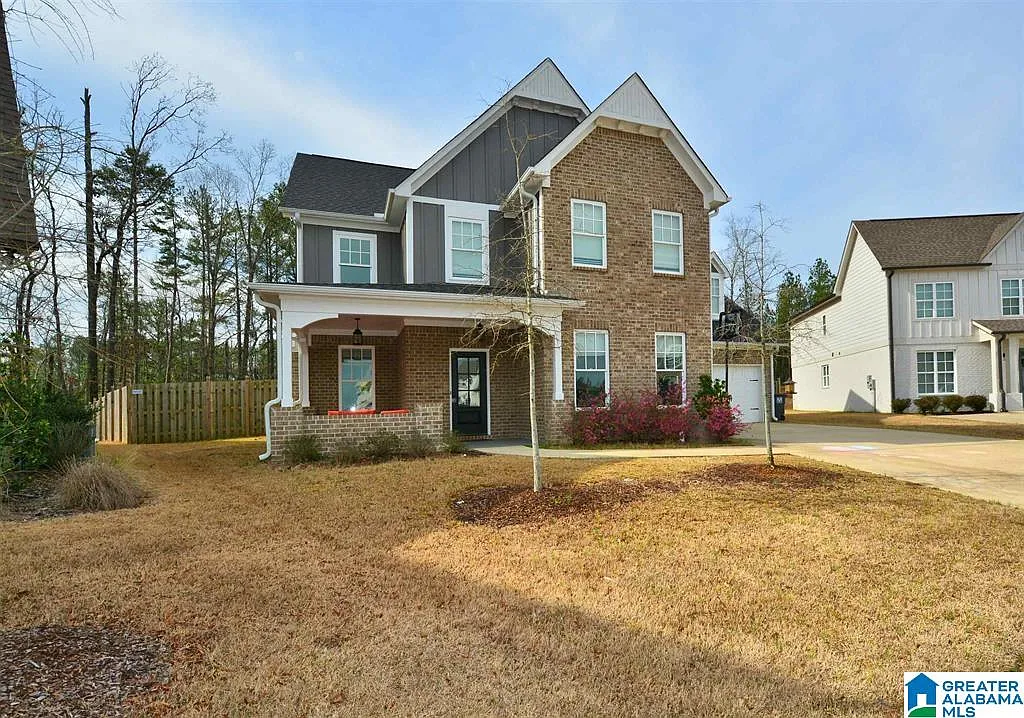 4 bed, 3.0 bath, 3019 sqft, $4,000 — Photo 1