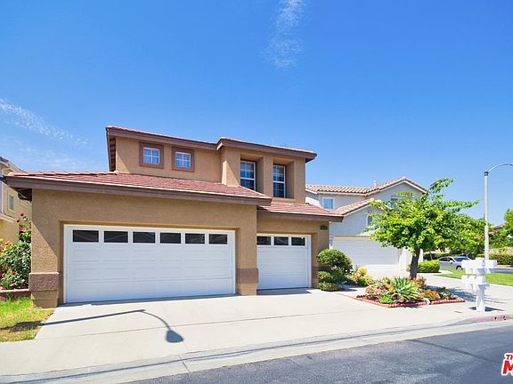 2nd image of 15135 Matisse Cir