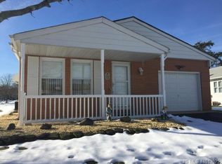 83 Innsbruck Dr, Toms River, NJ 08757