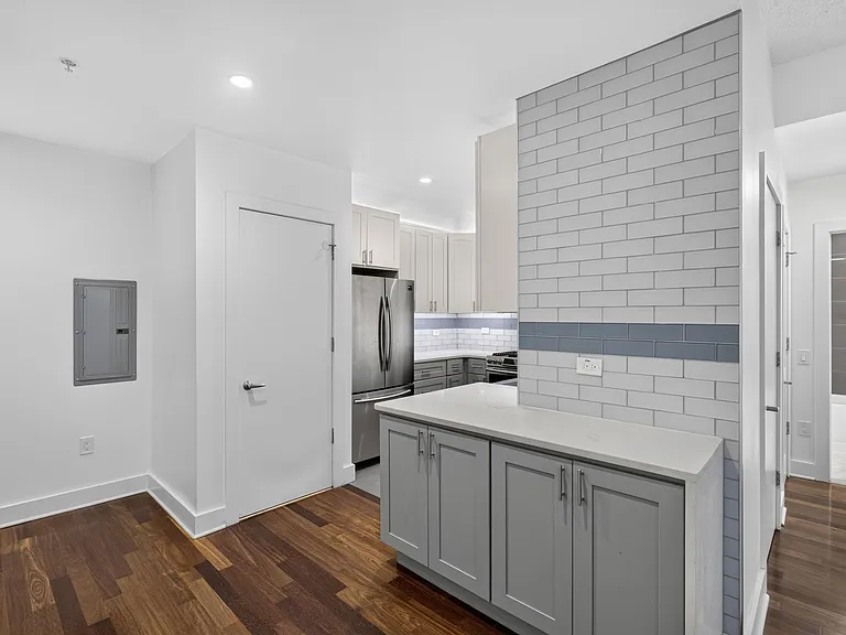 159 2nd St #304 — Photo 13