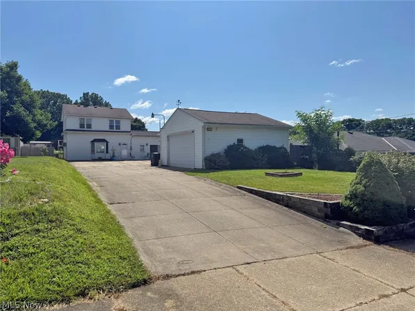 175 Hillman Rd, Akron, OH 44312