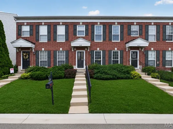 409 Parkview Place Dr, Ballwin, MO 63021