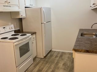 43912 Freeway Dr #F40, Sterling Heights, MI 48313