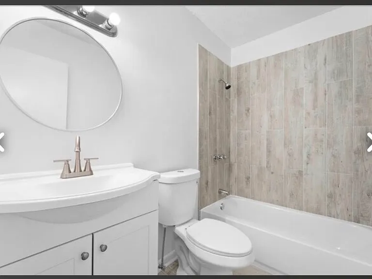 1008 Trinity St #1 — Photo 7