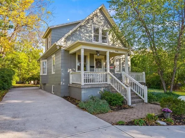 6908 W 79th St, Overland Park, KS 66204