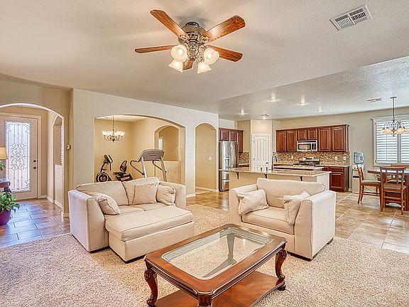 5th image of 5605 Valley Oak Dr