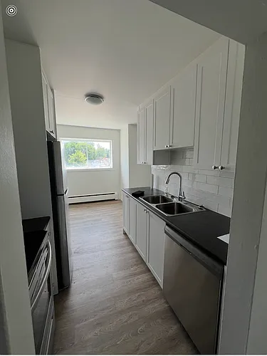 784 Hughson St #15 Photo 1 784 Hughson St #15 Photo 1