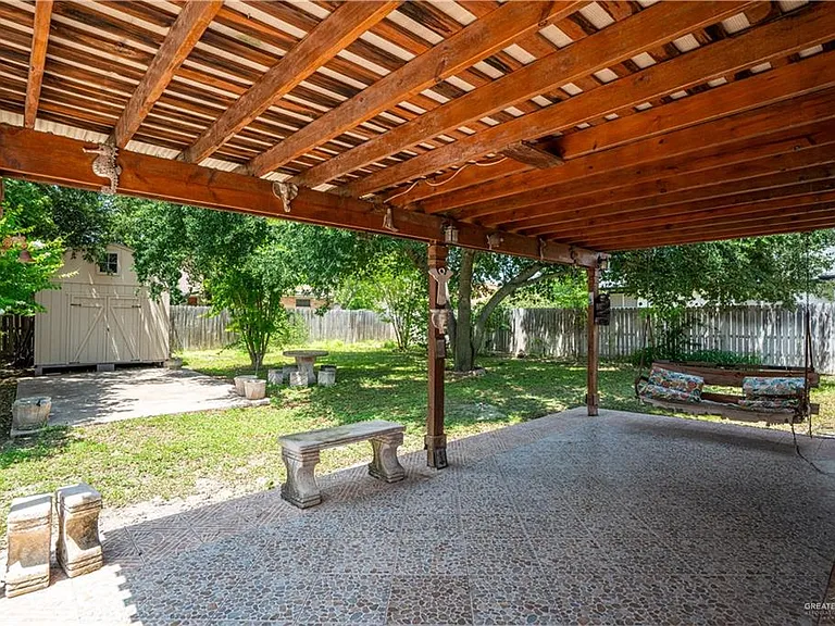 1801 Crown Pointe Blvd — Photo 21