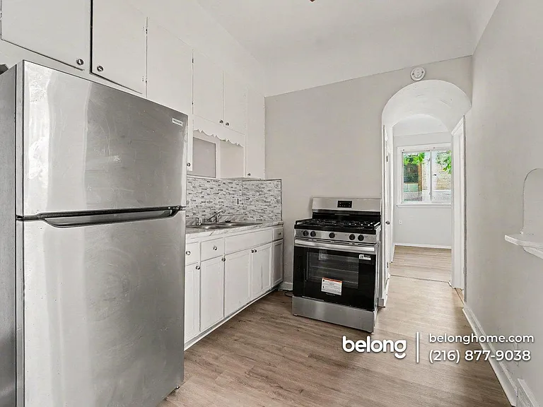 3326 Walton Ave — Photo 11