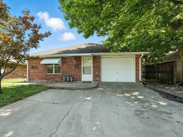 206 N Russell St APT A, Odessa, MO 64076