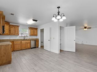 121 N Andrews Ave, Sherman, TX 75090