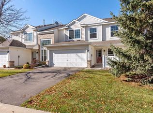 414 Wilderness Dr, Chaska, MN 55318