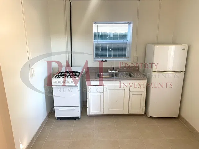 517 E. Las Cruces Avenue #1 — Photo 4