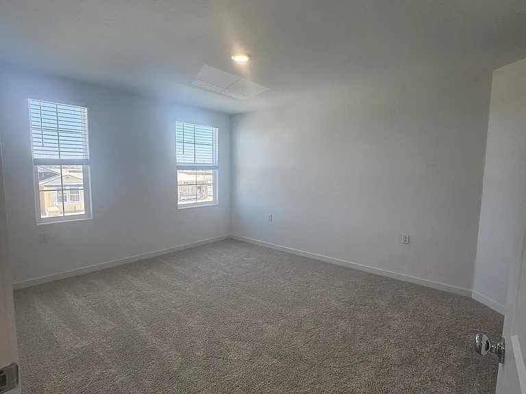 4730 Sami Jo Dr — Photo 36