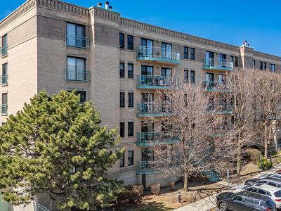 4757 Howard St APT 104, Skokie, IL, 60076