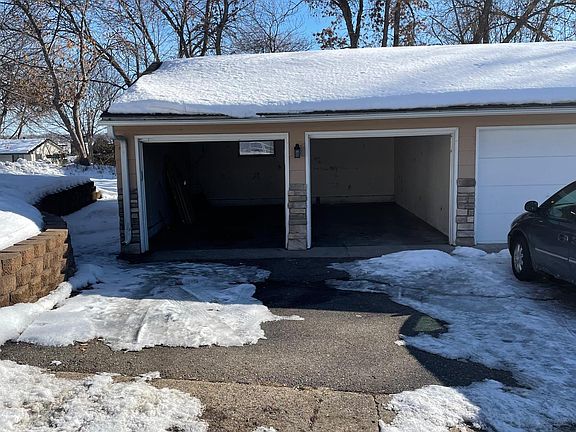 Private Two Car Garage