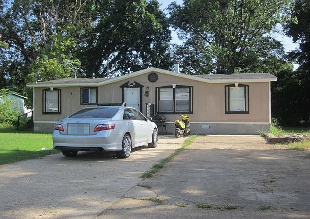 1st image of 113 W Elise Ave