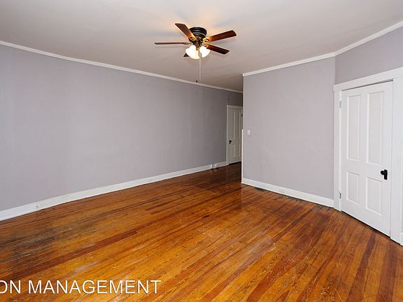 4th image of 2733 Harris Ave