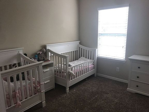 3rd image of 1064 Taramundi Dr