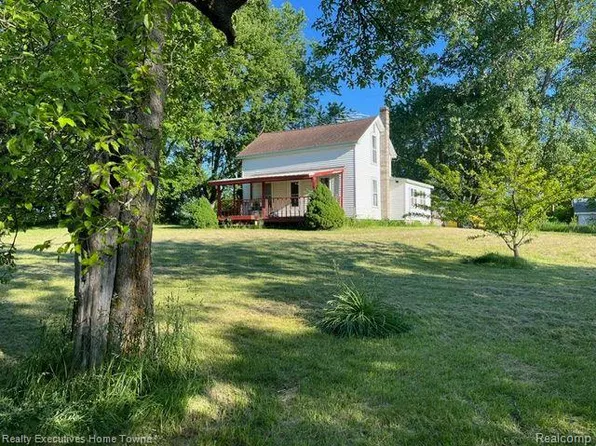 3515 Hurds Corner Rd, Mayville, MI 48744