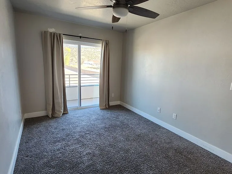 287 W 1425 N #3 — Photo 33