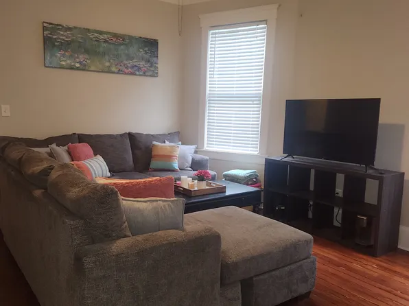 911 Howard St #B, Savannah, GA 31401