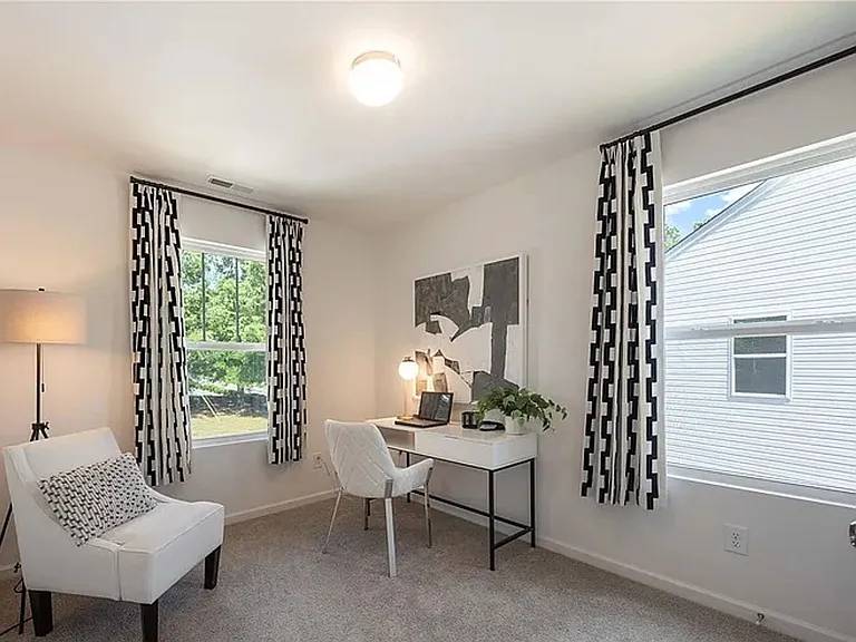 4413 Wymore Way — Photo 10