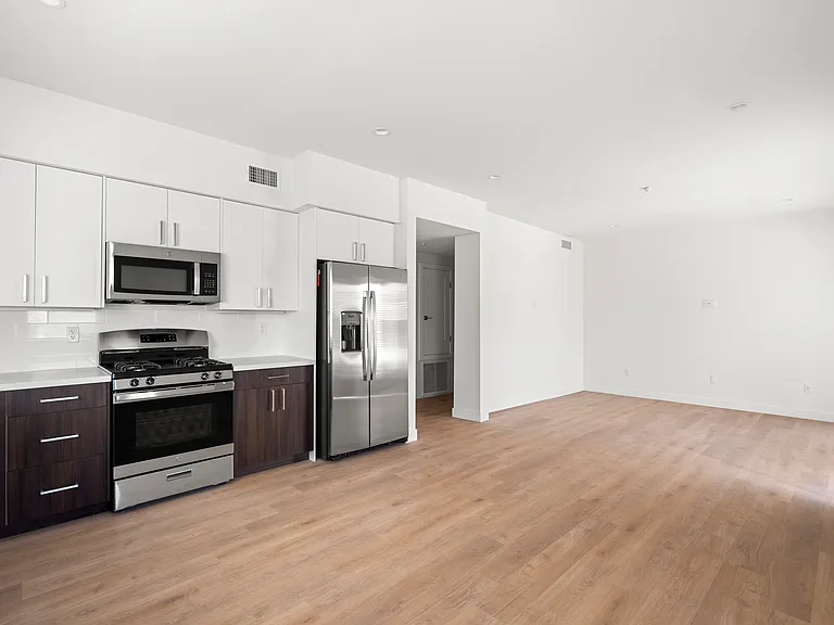 Reserve at Chino Hills — Photo 3
