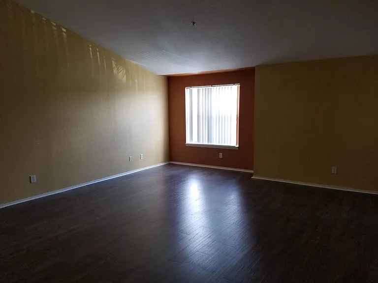 16242 Saint Michelle Ct — Photo 10