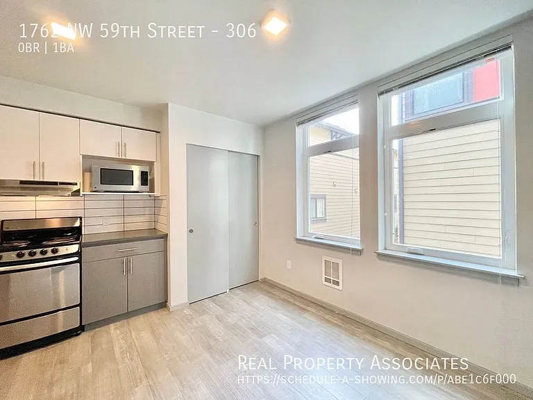 1762 NW 59th St #306 — Photo 9