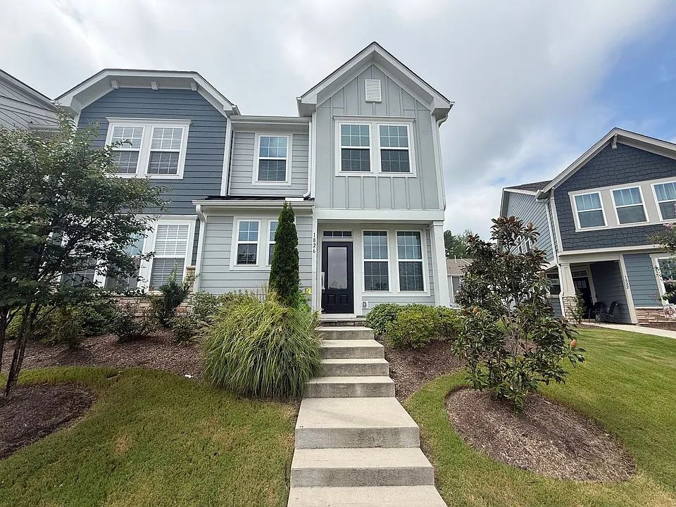 1826 Grassy Falls Ln